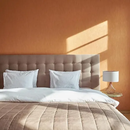 Palac Bed & Breakfast *
