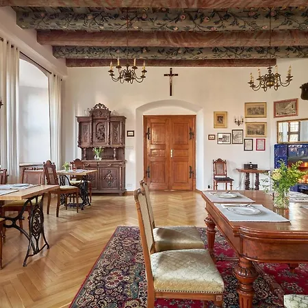 Palac Bed & Breakfast Legnica