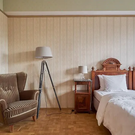 Nocleg ze śniadaniem Boutique Pałac Warmątowice Sienkiewiczowskie Legnica