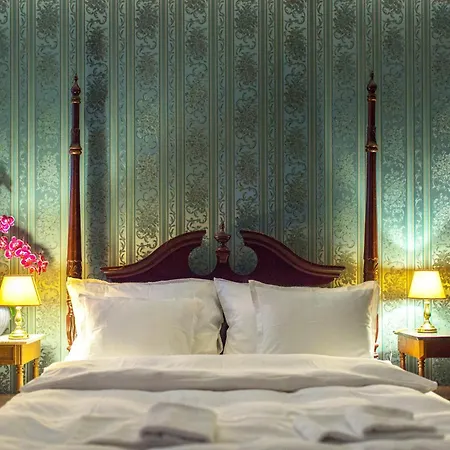 Bed & Breakfast Palac 3*