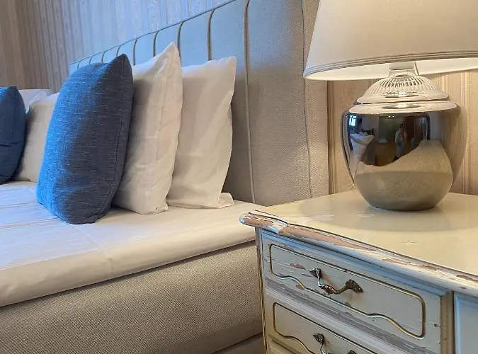 Boutique Palac Warmatowice Sienkiewiczowskie Legnica