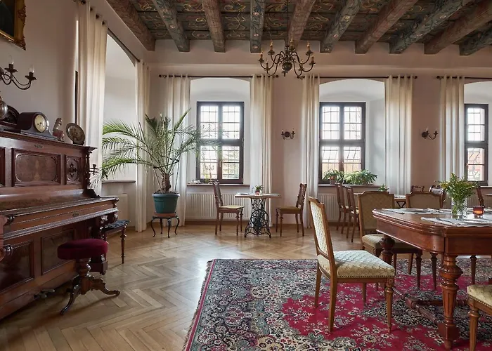 Boutique Palac Warmatowice Sienkiewiczowskie Legnica