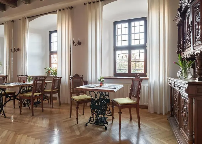 Couette-café Boutique Palac Warmatowice Sienkiewiczowskie