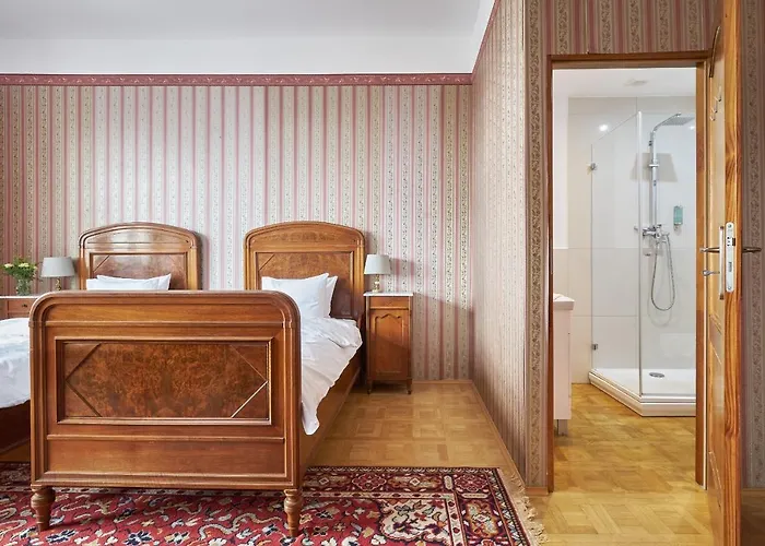 Boutique Palac Warmatowice Sienkiewiczowskie 3*